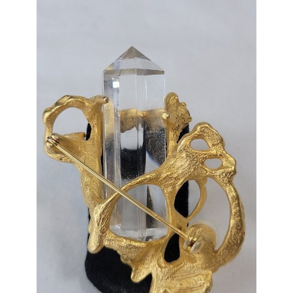 A.J.C. Lucite Brushed Gold Tone Rhinestone Faux Pearl Brooch - Picture 4 of 8